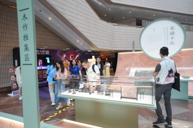 香港文化中心上演“一馆三秀”，中西艺术精品轮番亮相香江